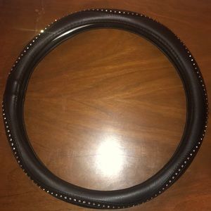 Steering wheel cover